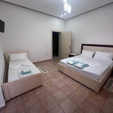 Hostel Internacional Grilë Esterno foto
